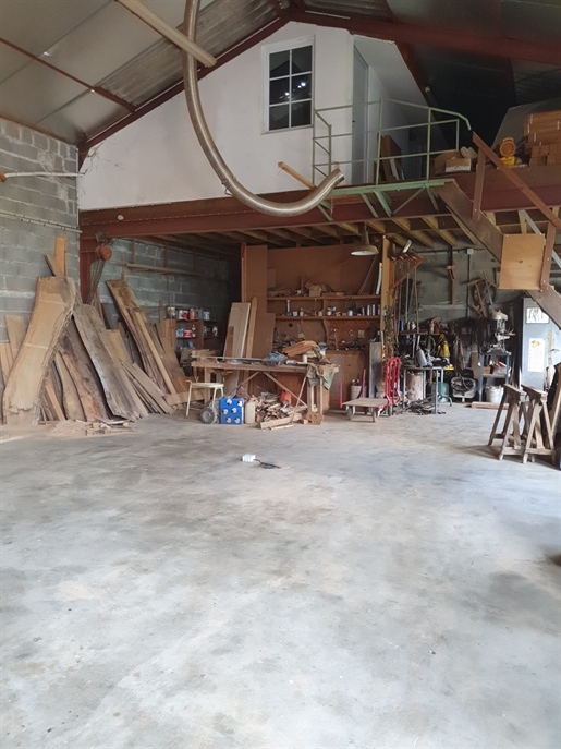 Large Garage Workshop