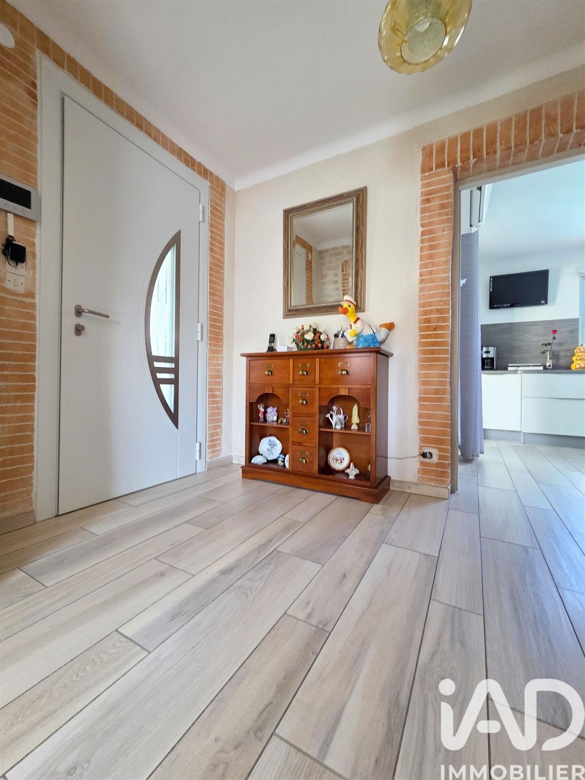 Maison à vendre, 170m², Villeneuve-la-Rivière