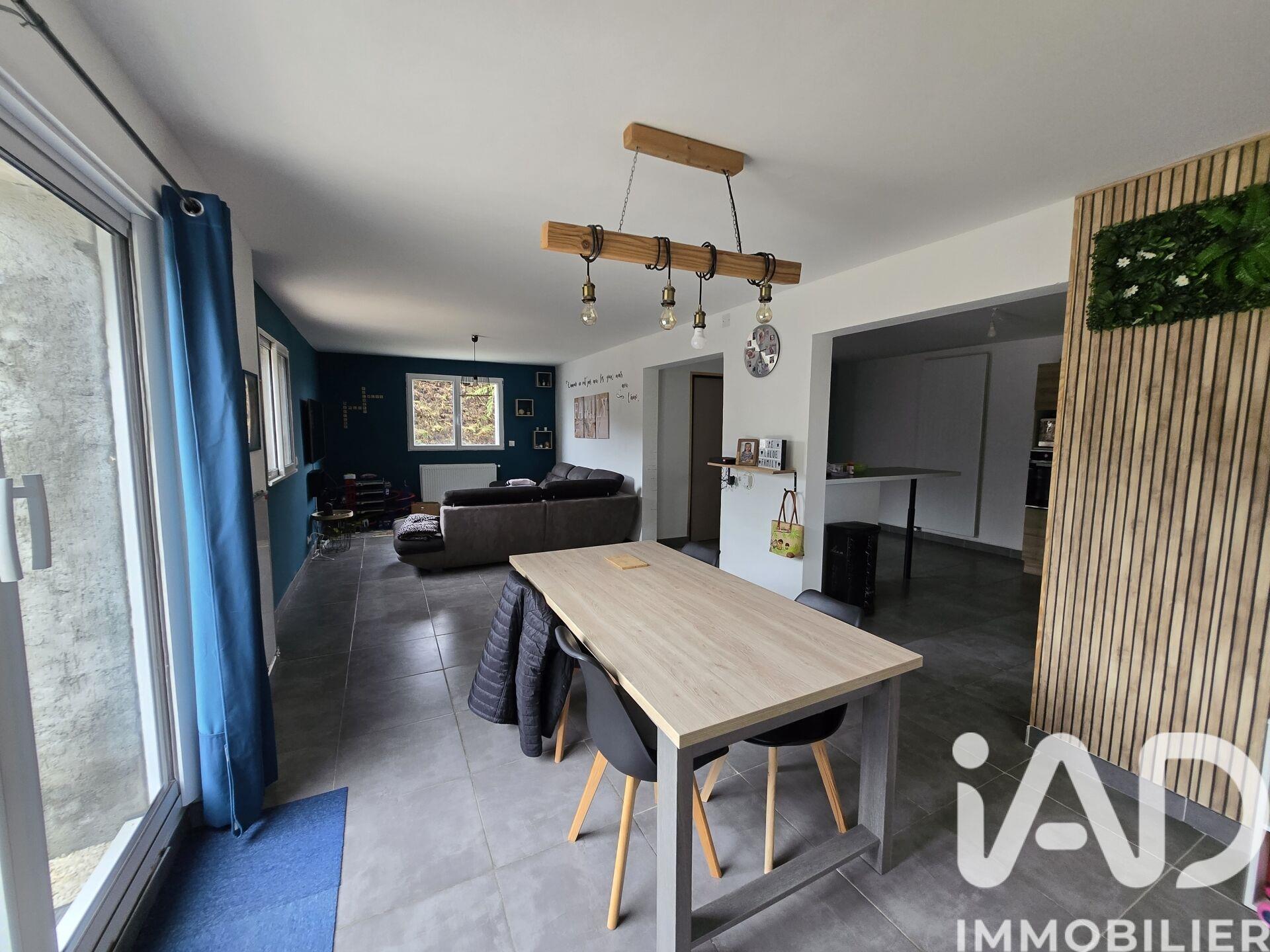 Maison à vendre, 159m², Saint-Privat-des-Vieux
