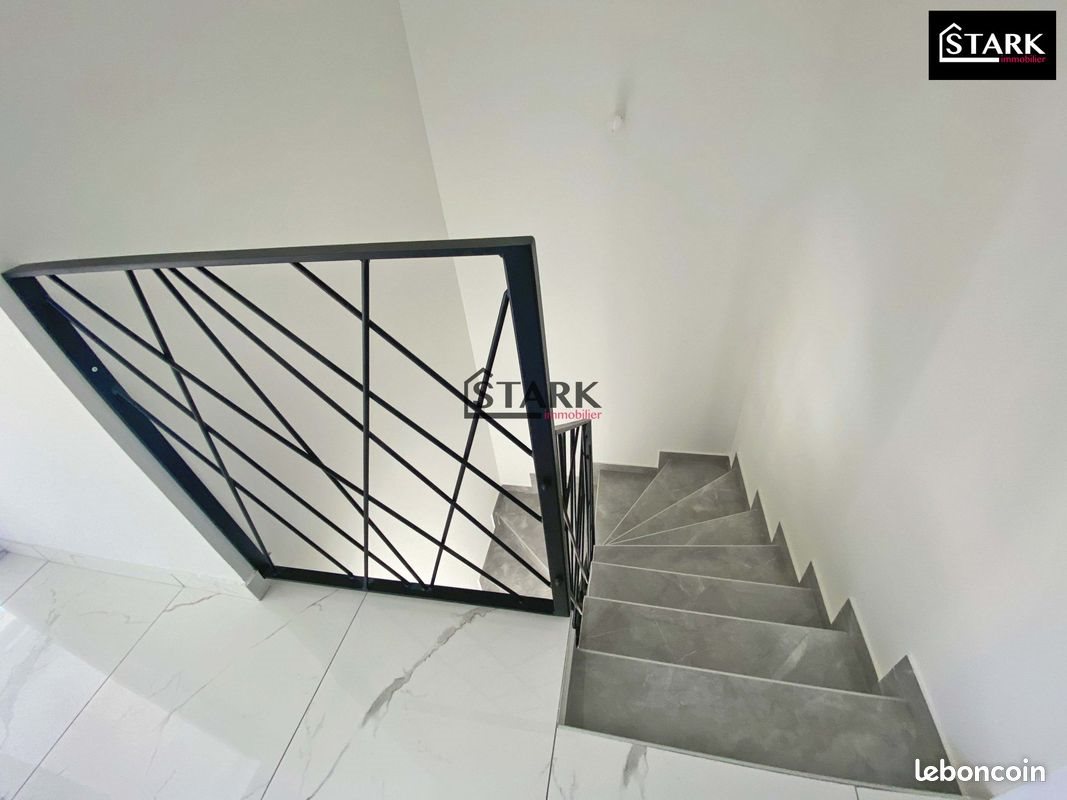 Maison à louer, 100m², Vézelois