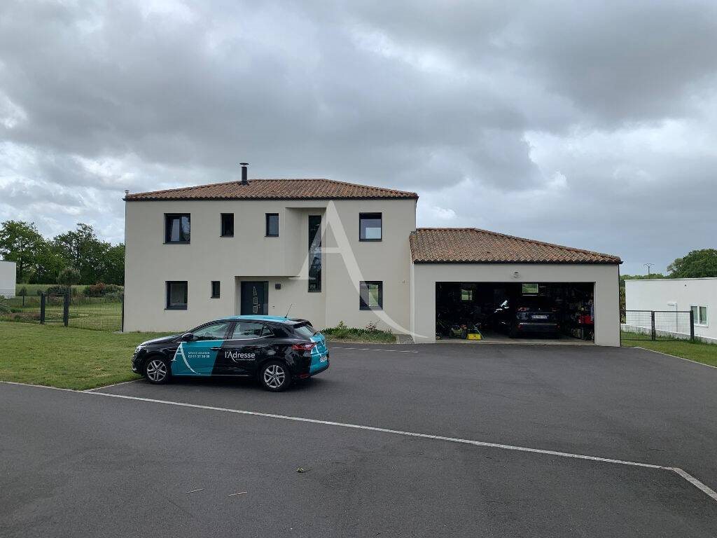 Maison à louer, 179m², Dompierre-sur-Yon