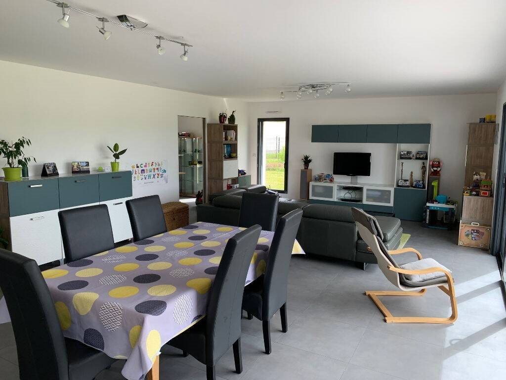 Maison à louer, 179m², Dompierre-sur-Yon