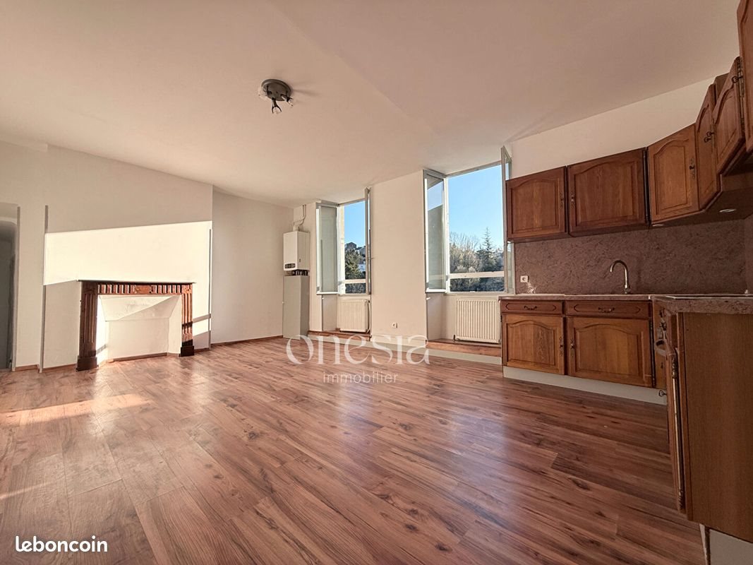 Appartement à vendre, 79m², Oloron-Sainte-Marie