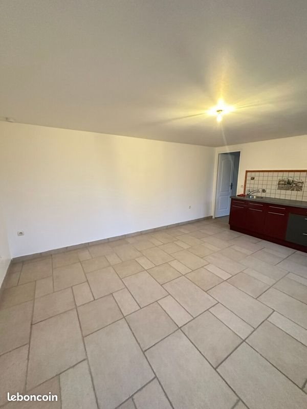 Maison à louer, 26m², Grandrû