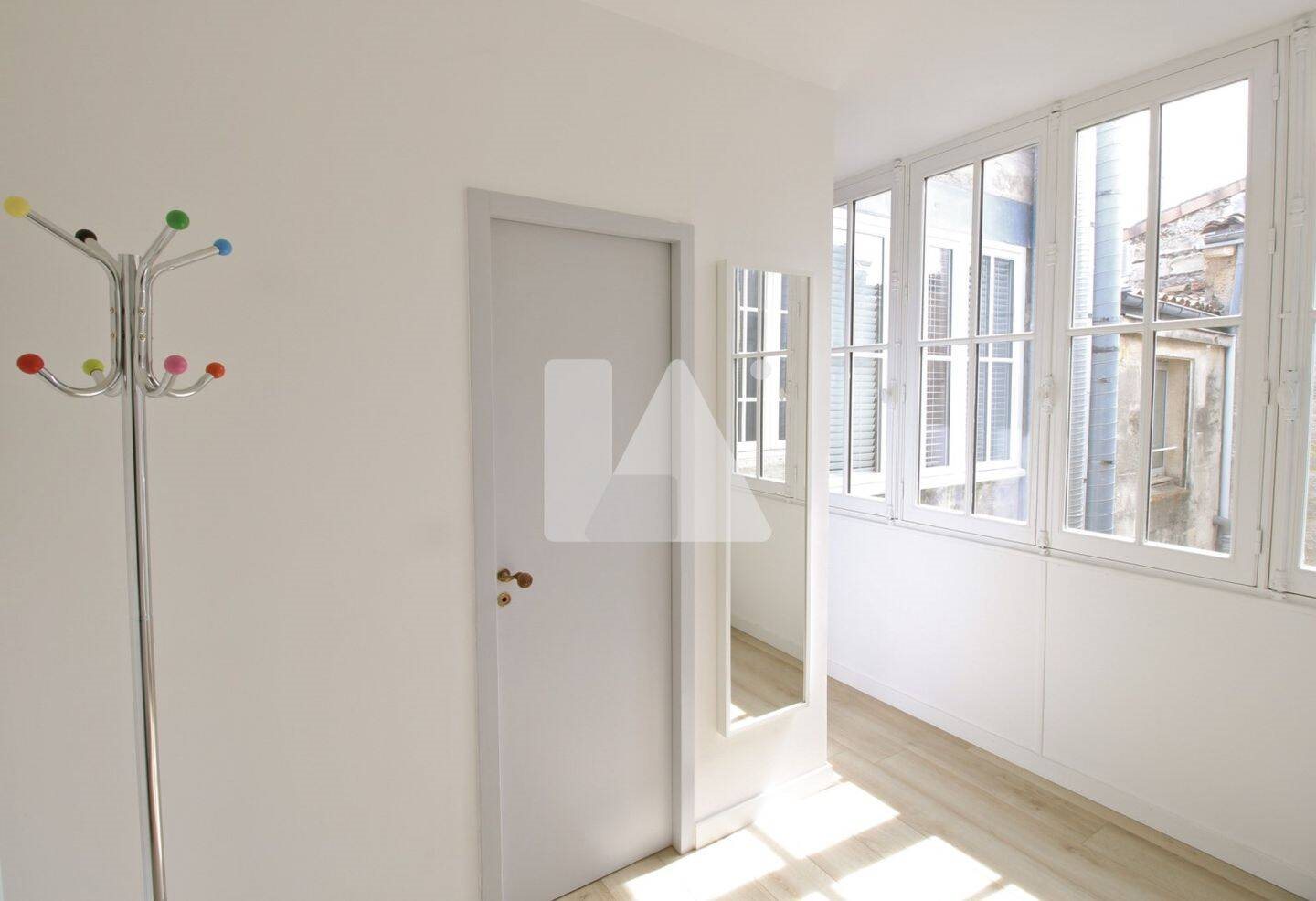 Appartement à louer, 55m², Bordeaux