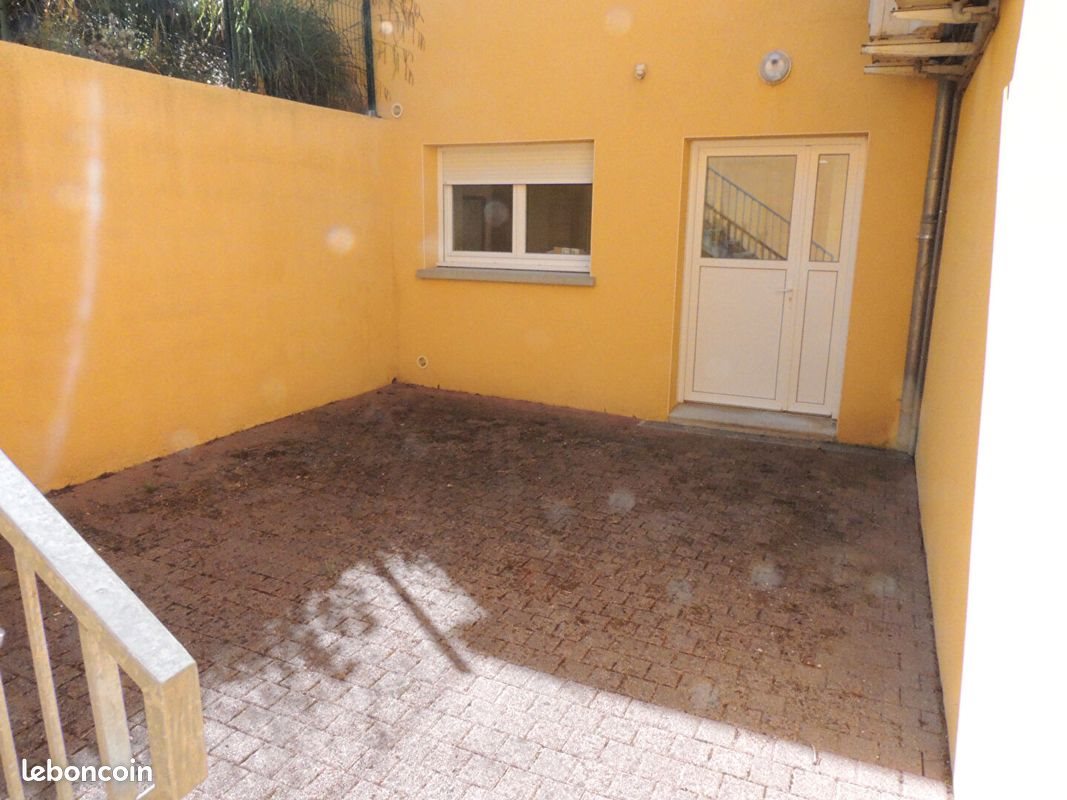 Appartement à vendre, 300m², Saint-Denis-de-Gastines