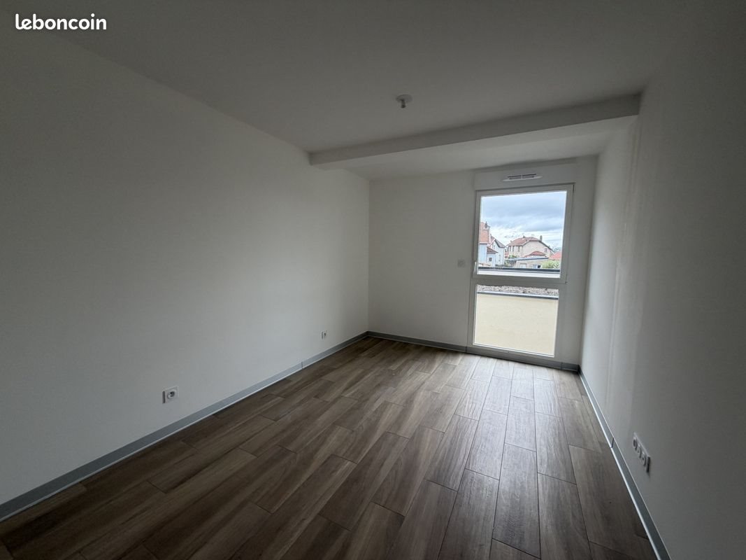 Appartement à louer, 50m², Uckange