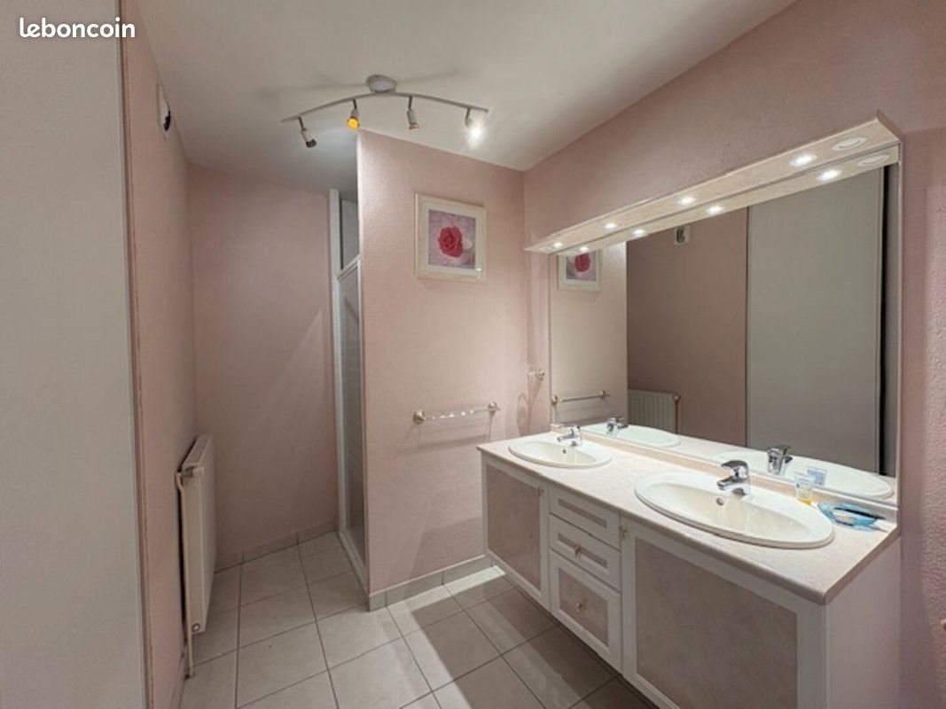 Appartement à vendre, 65m², Saint-Jean-Bonnefonds