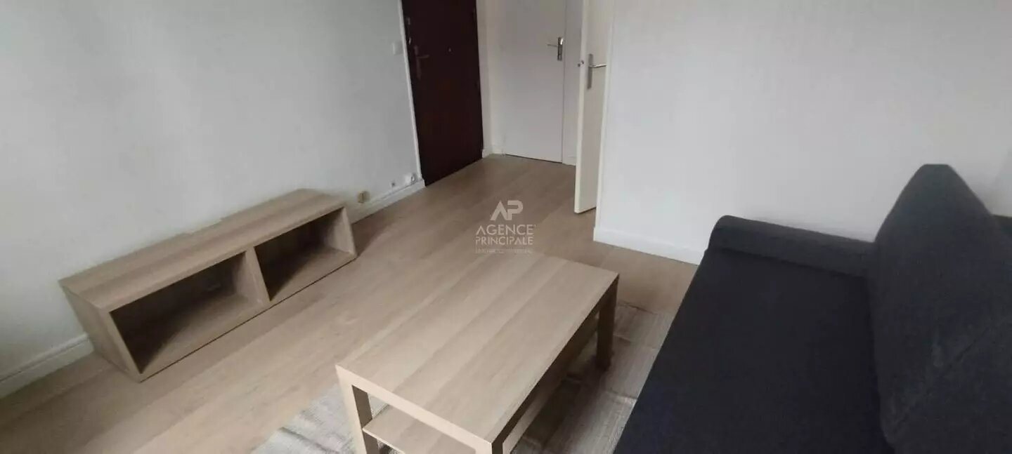 Appartement à louer, 19m², Voisins-le-Bretonneux
