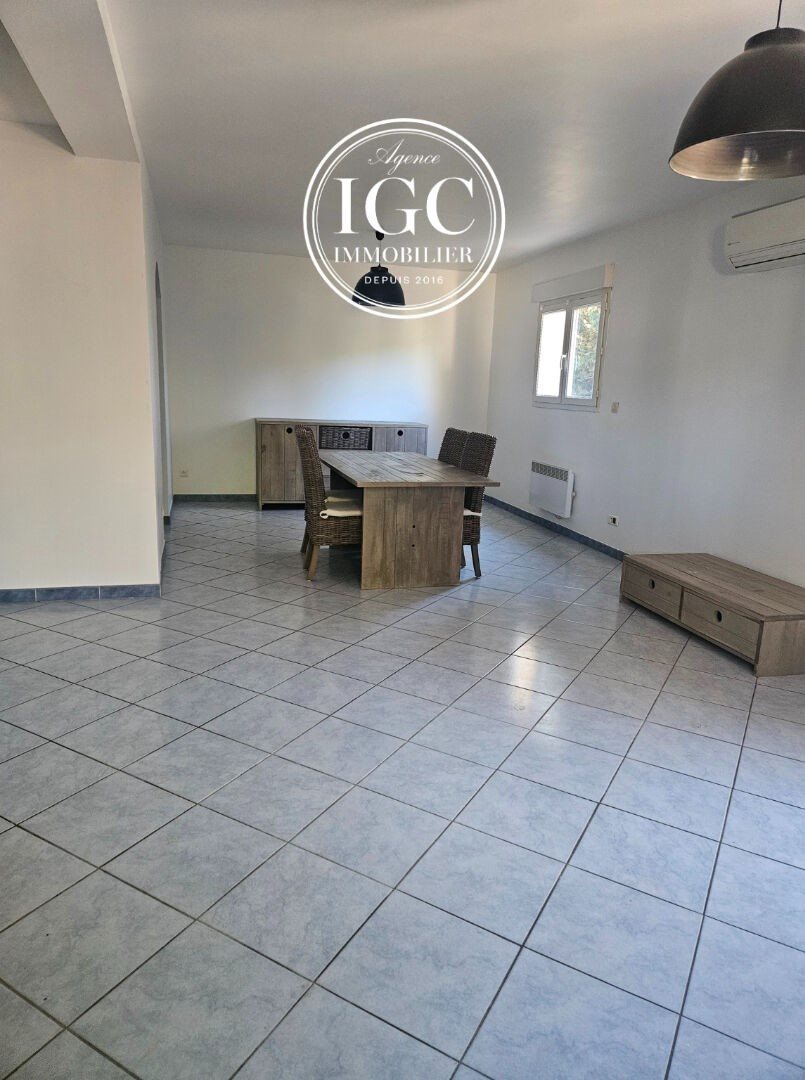 Appartement à louer, 115m², Saint-Mitre-les-Remparts