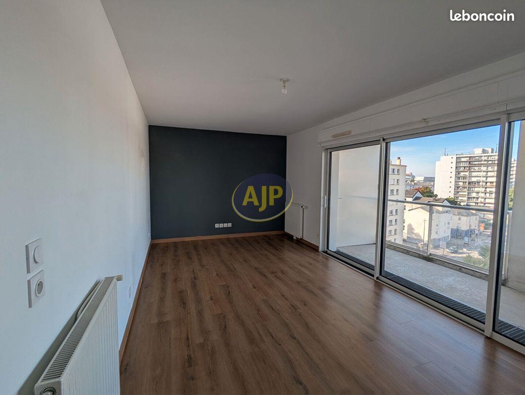 Appartement à louer, 59m², Nantes