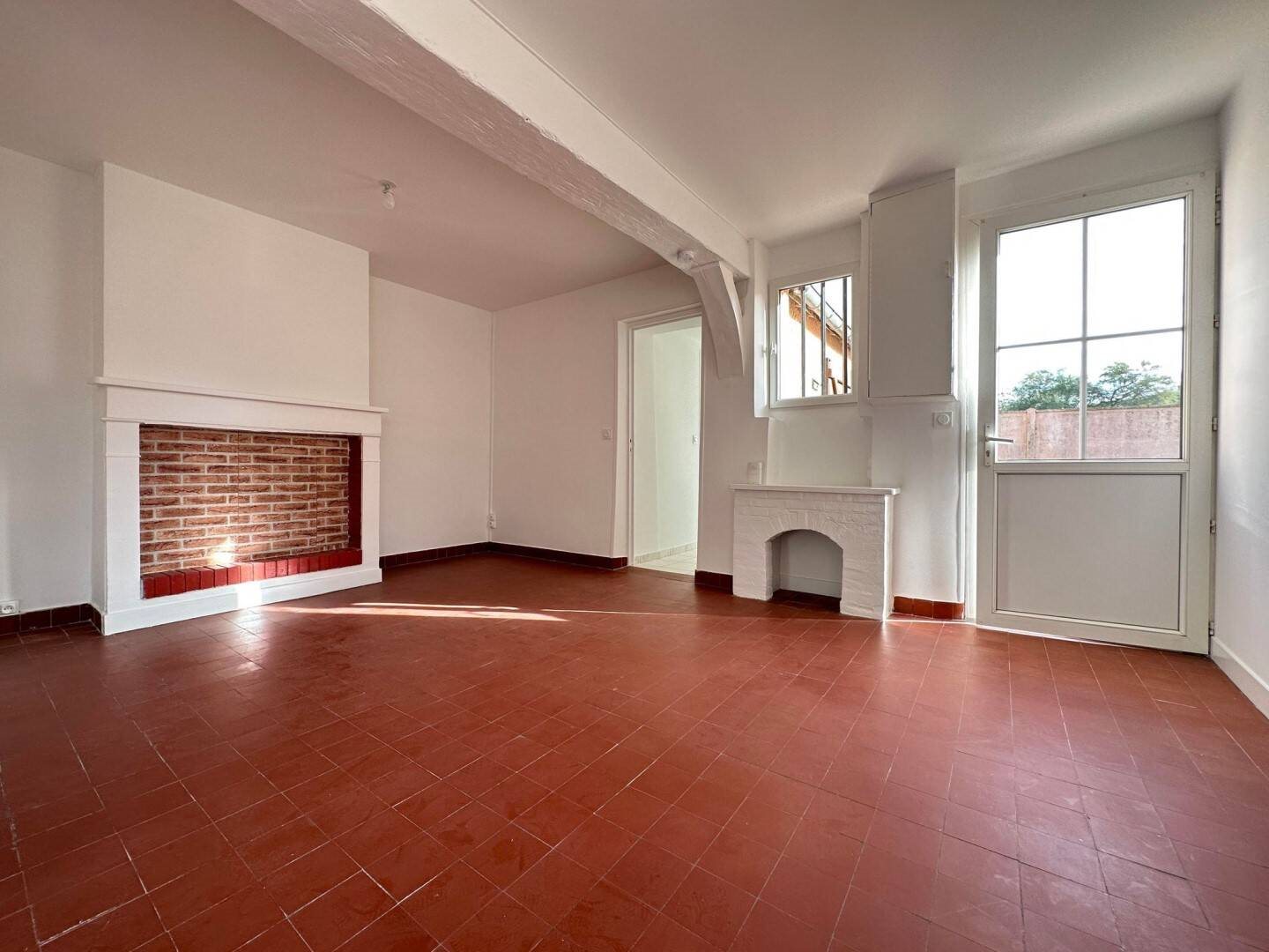 Maison à louer, 41m², Marville-Moutiers-Brûlé