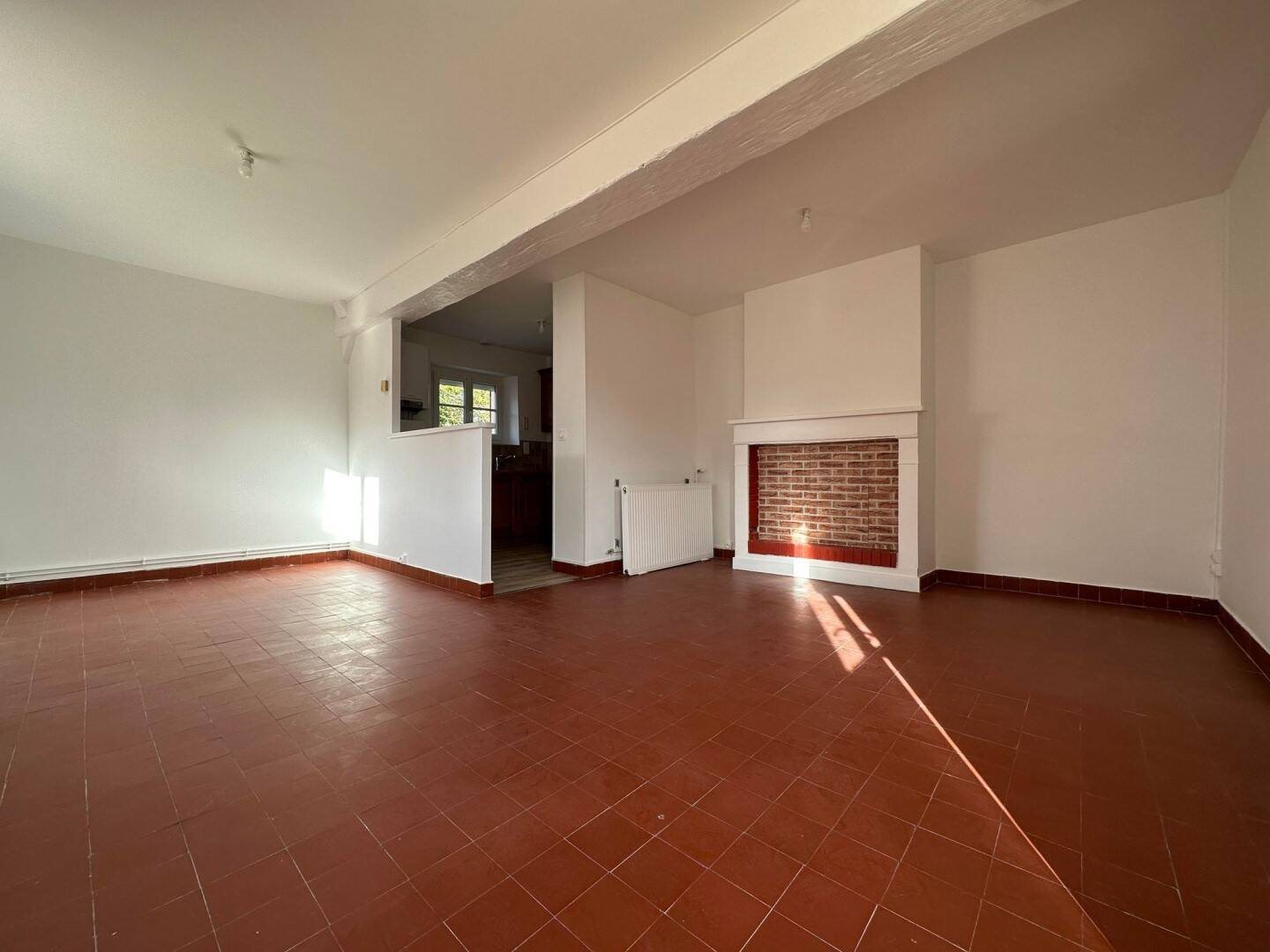 Maison à louer, 41m², Marville-Moutiers-Brûlé