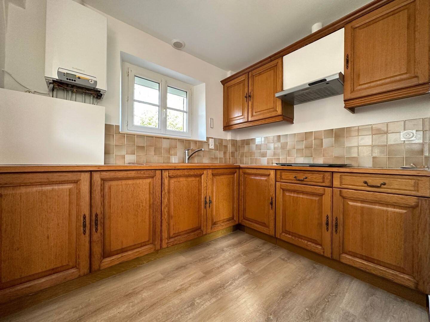 Maison à louer, 41m², Marville-Moutiers-Brûlé