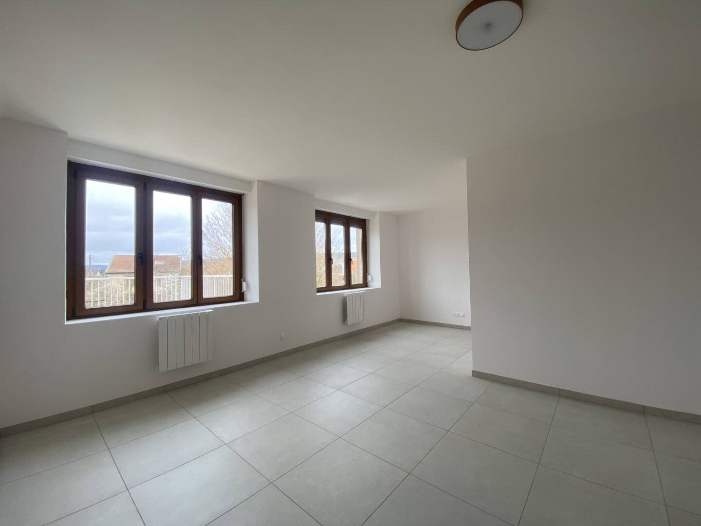 Appartement à louer, 78m², Neuves-Maisons