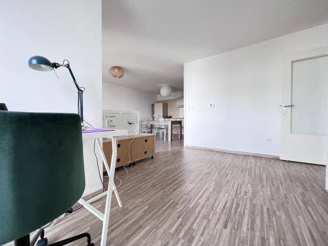 Appartement à louer, 73m², Capinghem
