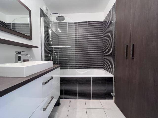 Appartement à louer, 73m², Capinghem