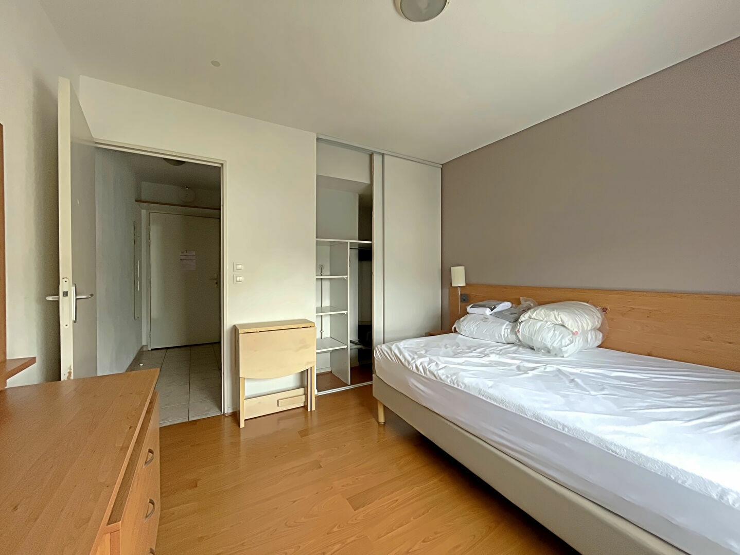 Appartement à louer, 18m², Saint-Etienne