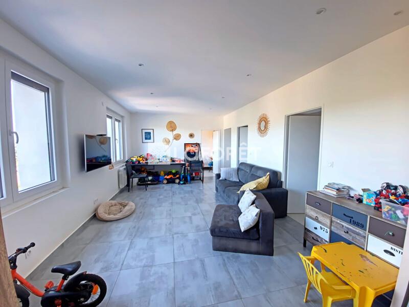 Appartement à vendre, 124m², Saint-Genest-Lerpt