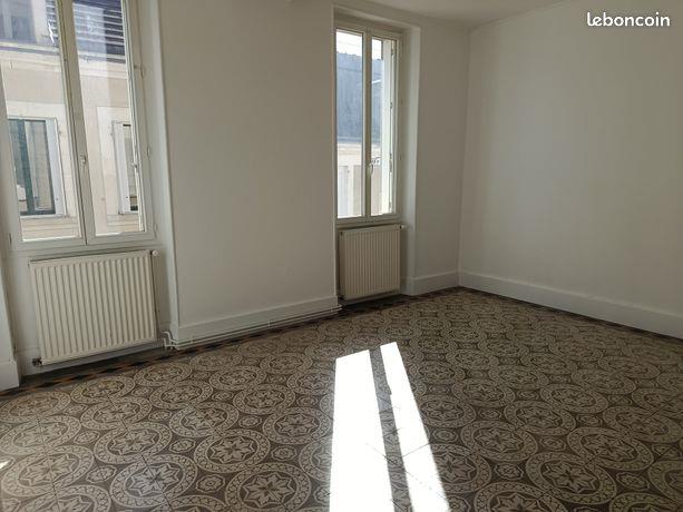 Maison à louer, 73m², Chabris