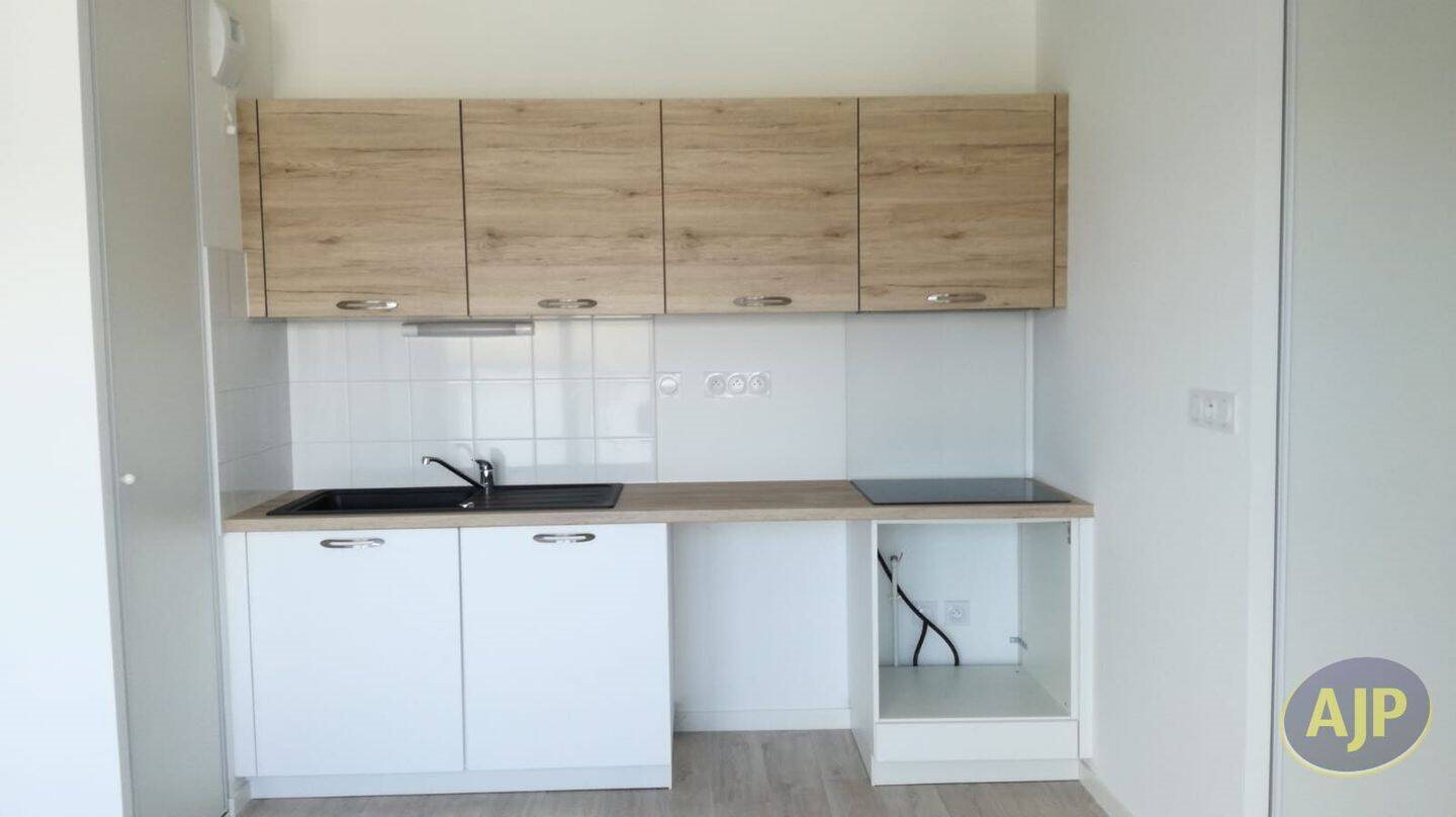 Appartement à louer, 45m², Saint-Avé