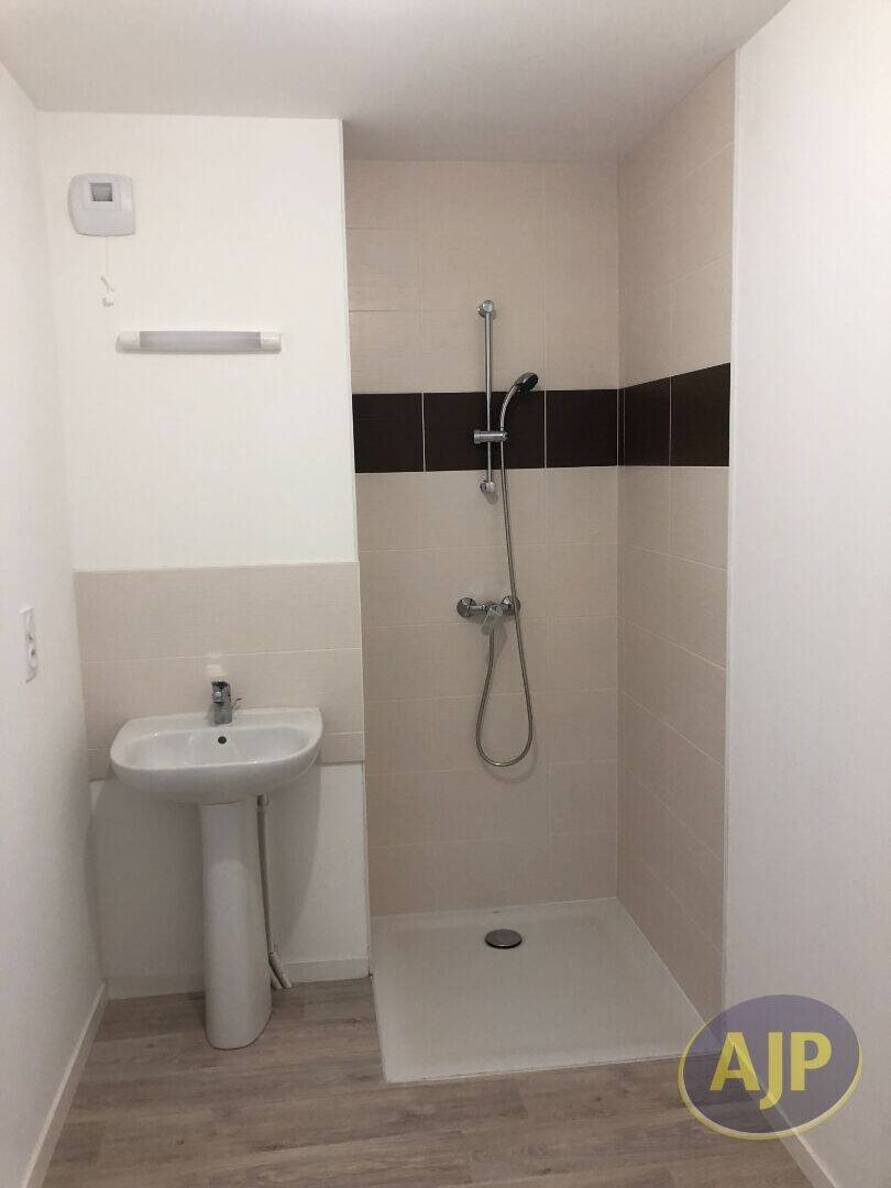 Appartement à louer, 45m², Saint-Avé