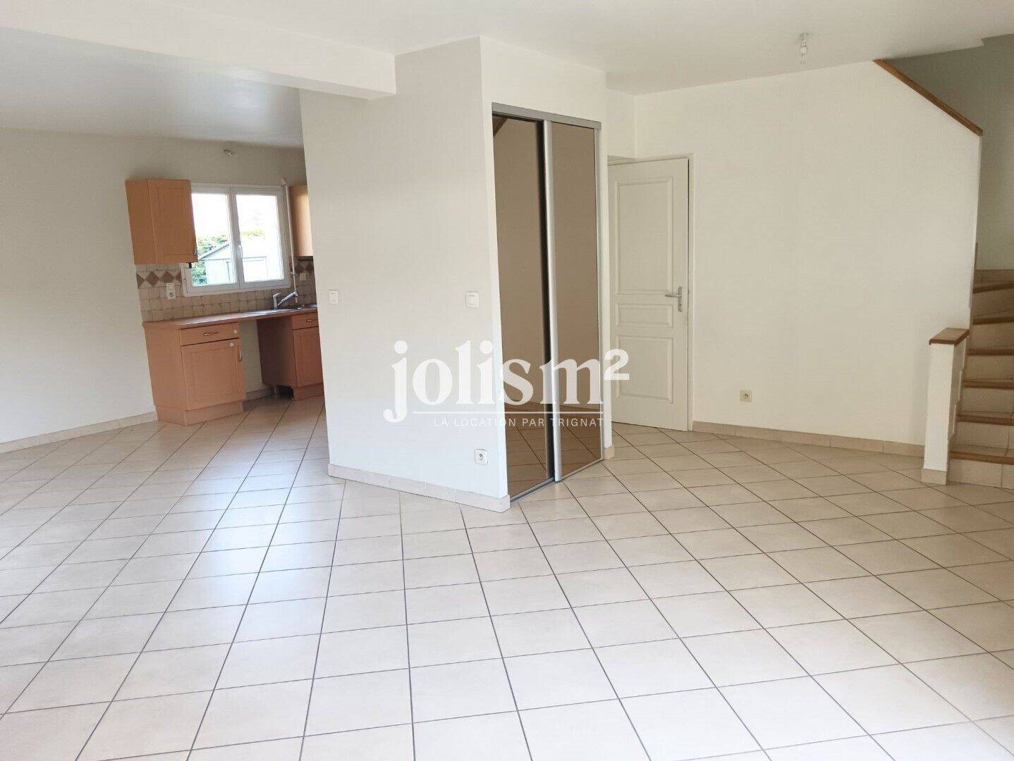 Maison à louer, 94m², Vif