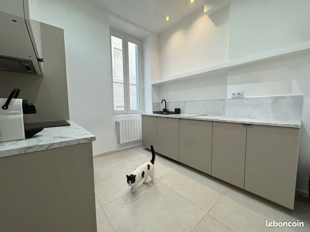 Appartement à louer, 53m², Marseille 2ème