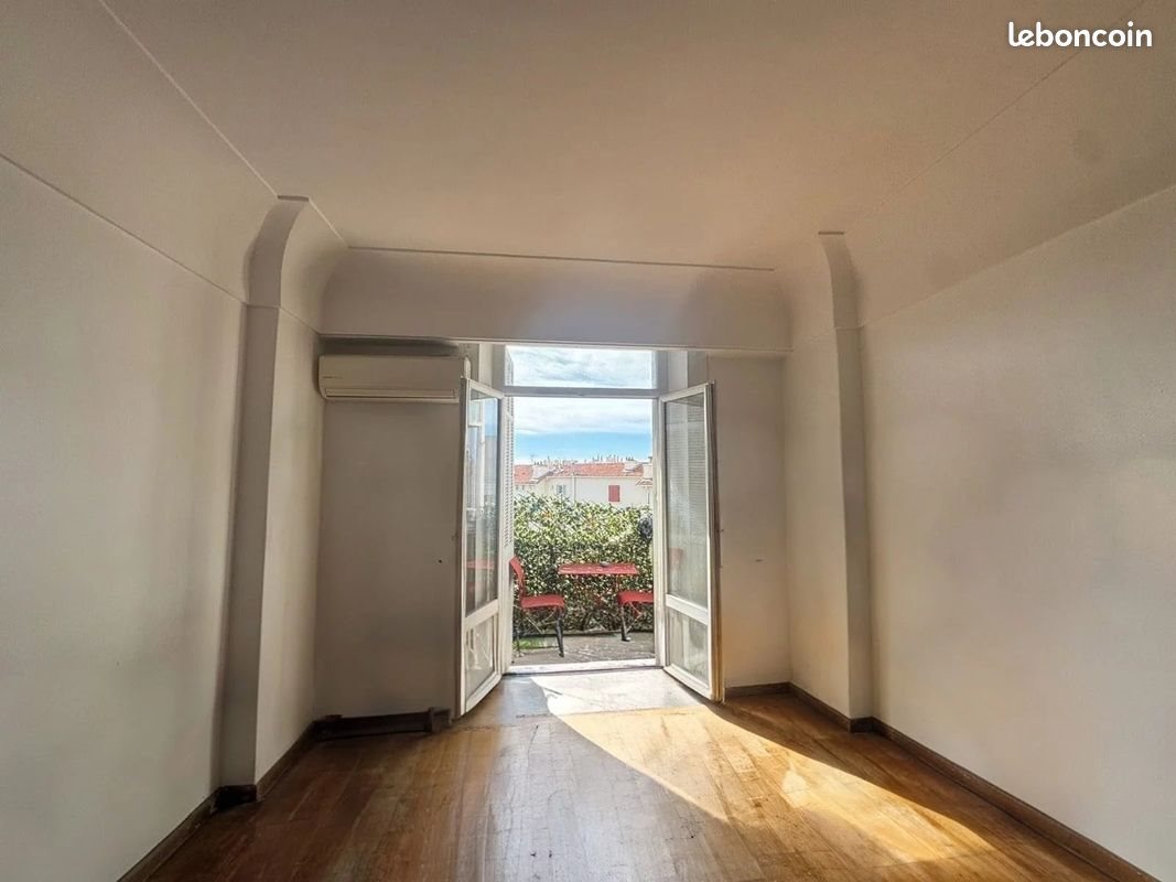 Appartement à louer, 70m², Marseille 4ème