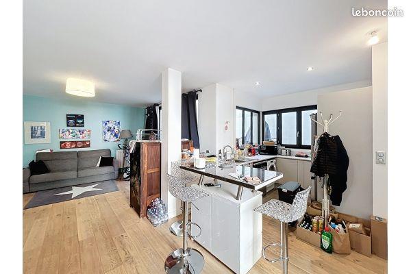 Appartement à louer, 85m², Paris 8ème