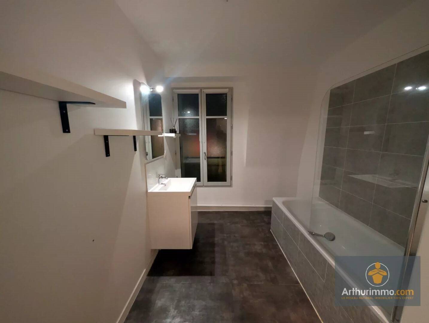 Appartement à louer, 67m², Compiègne