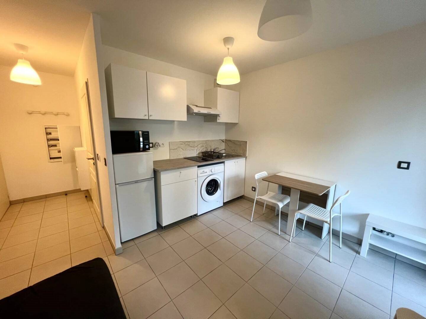 Appartement à louer, 20m², Venelles