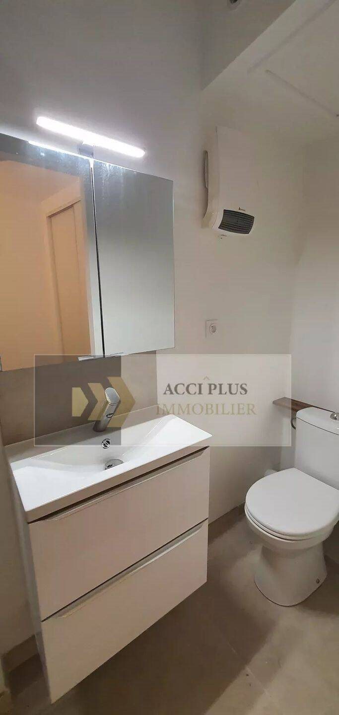 Appartement à louer, 24m², Nîmes