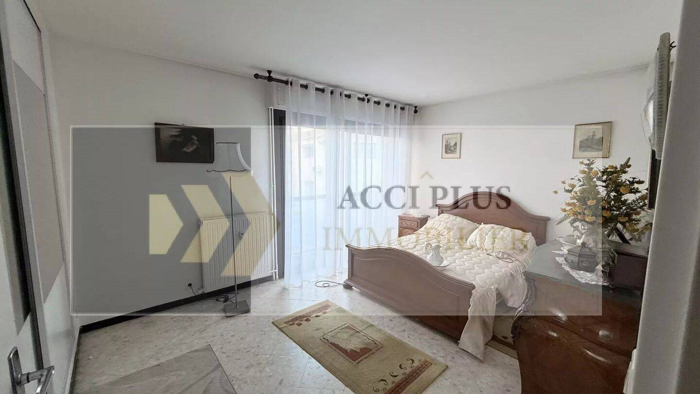 Appartement à vendre, 119m², Nîmes