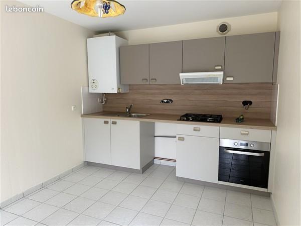 Maison à louer, 80m², Sainte-Sigolène