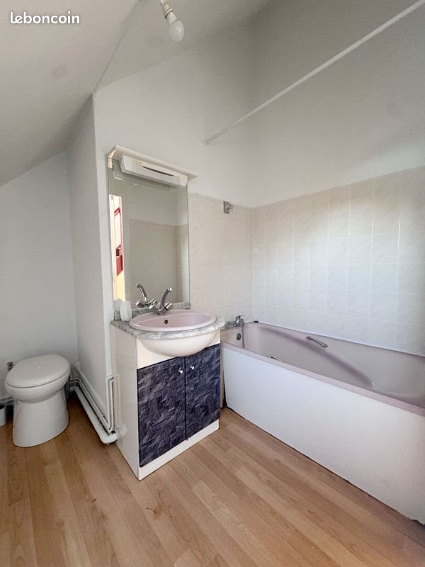 Appartement à louer, 37m², Saint-Remy-du-Nord