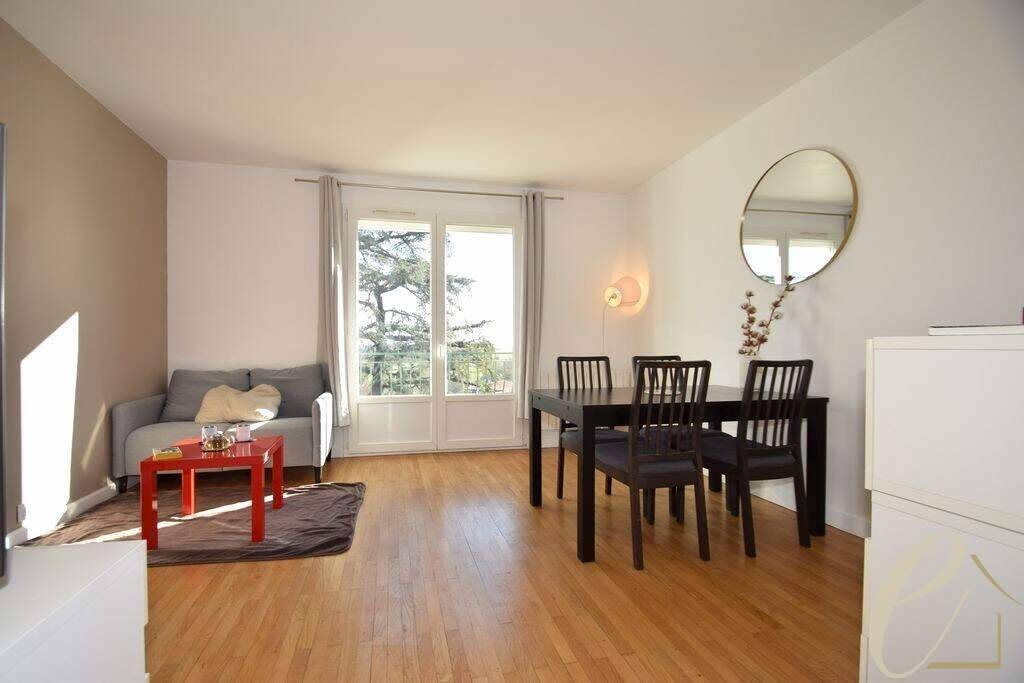 Appartement à louer, 60m², Lentilly