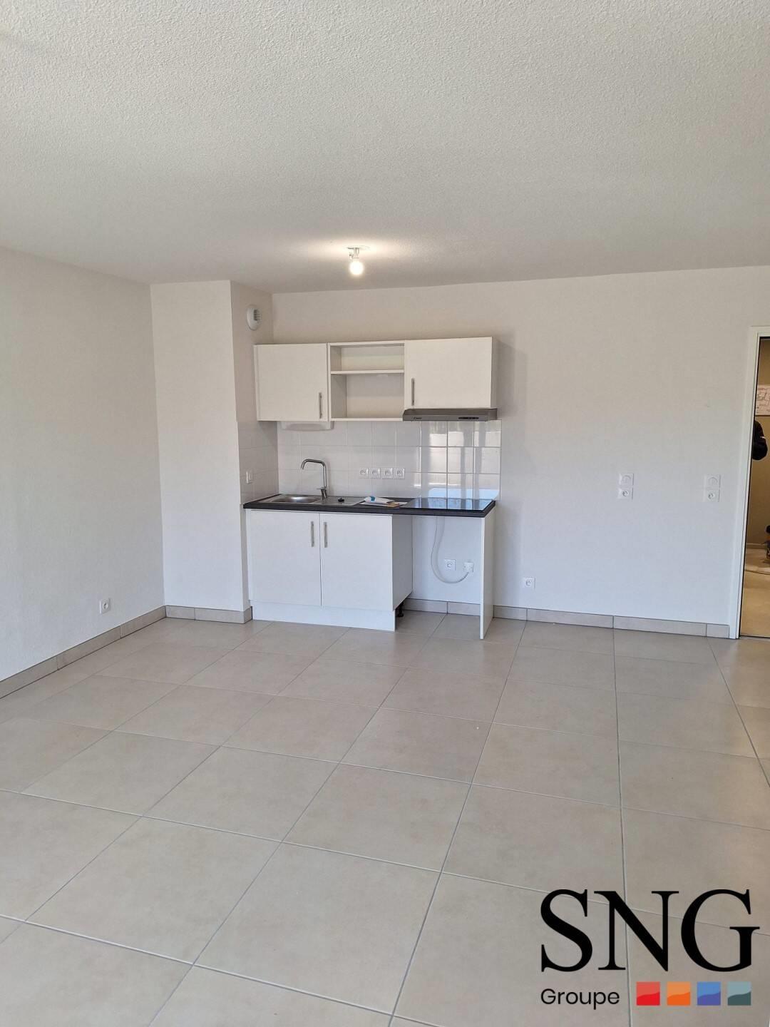 Appartement à louer, 67m², Nîmes