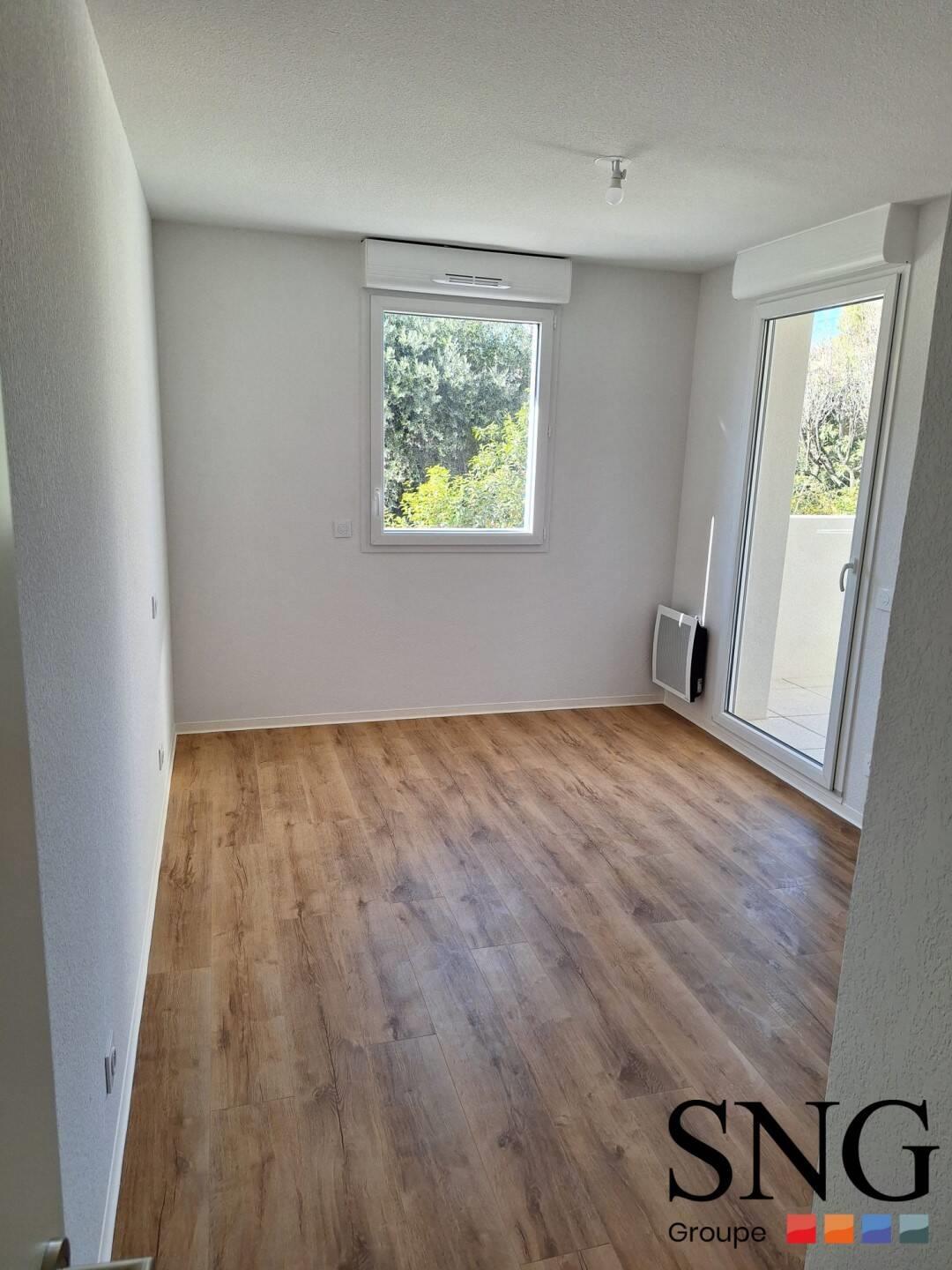 Appartement à louer, 67m², Nîmes