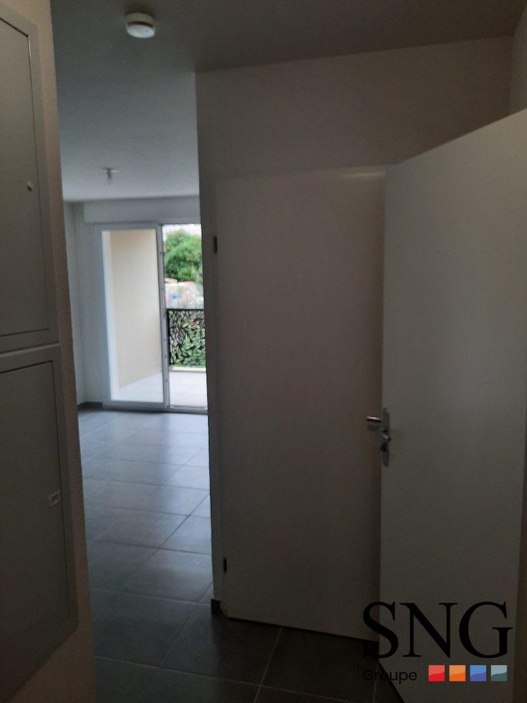 Appartement à louer, 38m², Nîmes