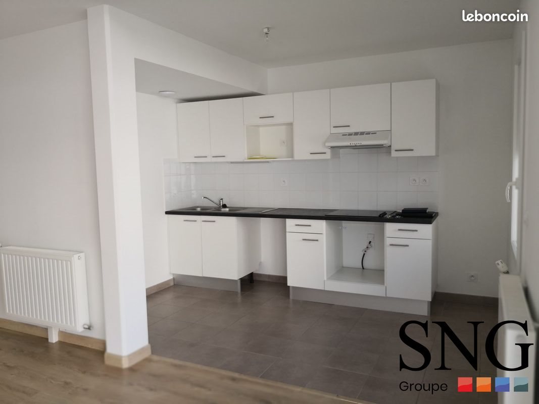 Appartement à louer, 95m², Arès