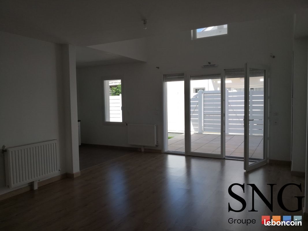 Appartement à louer, 95m², Arès
