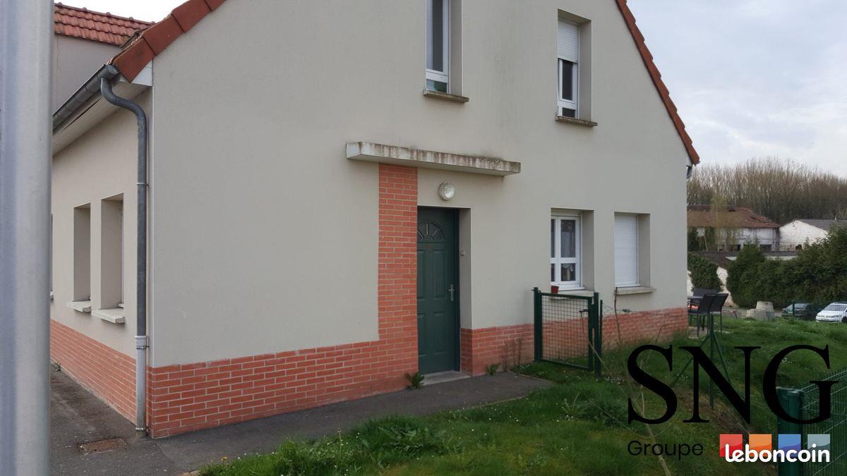 Maison à louer, 52m², Doullens