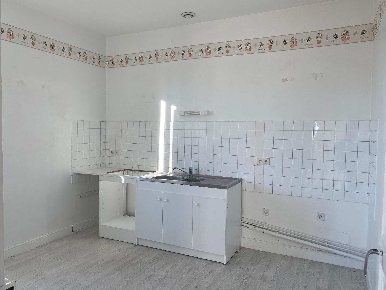 Appartement à louer, 77m², Lavilledieu
