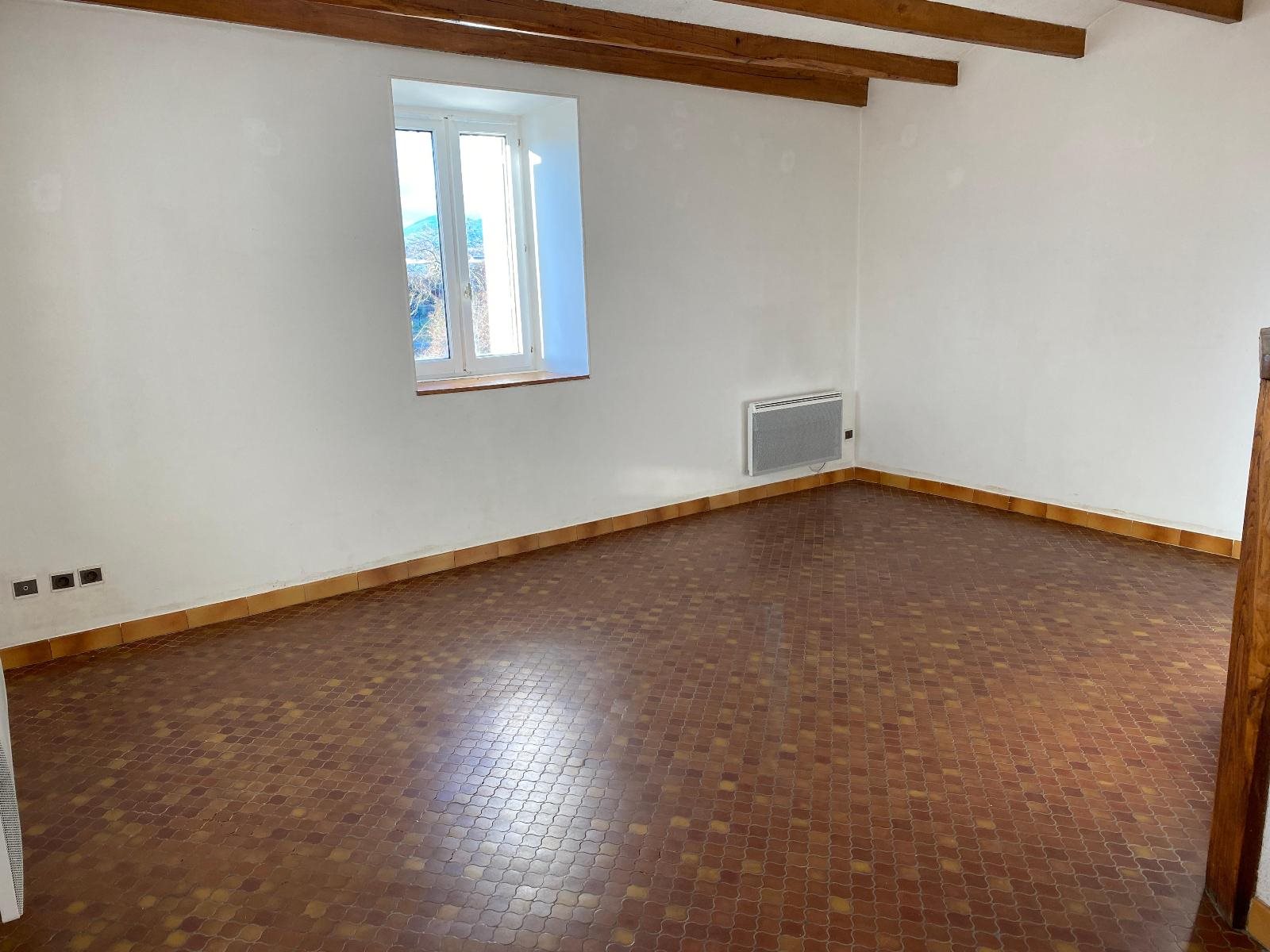 Maison à louer, 85m², Aubenas