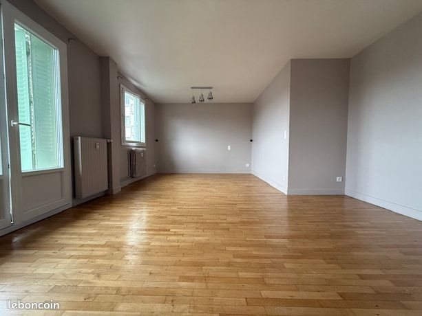 Appartement à vendre, 68m², Cusset