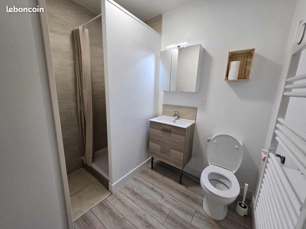 Maison à louer, 32m², Les Attaques