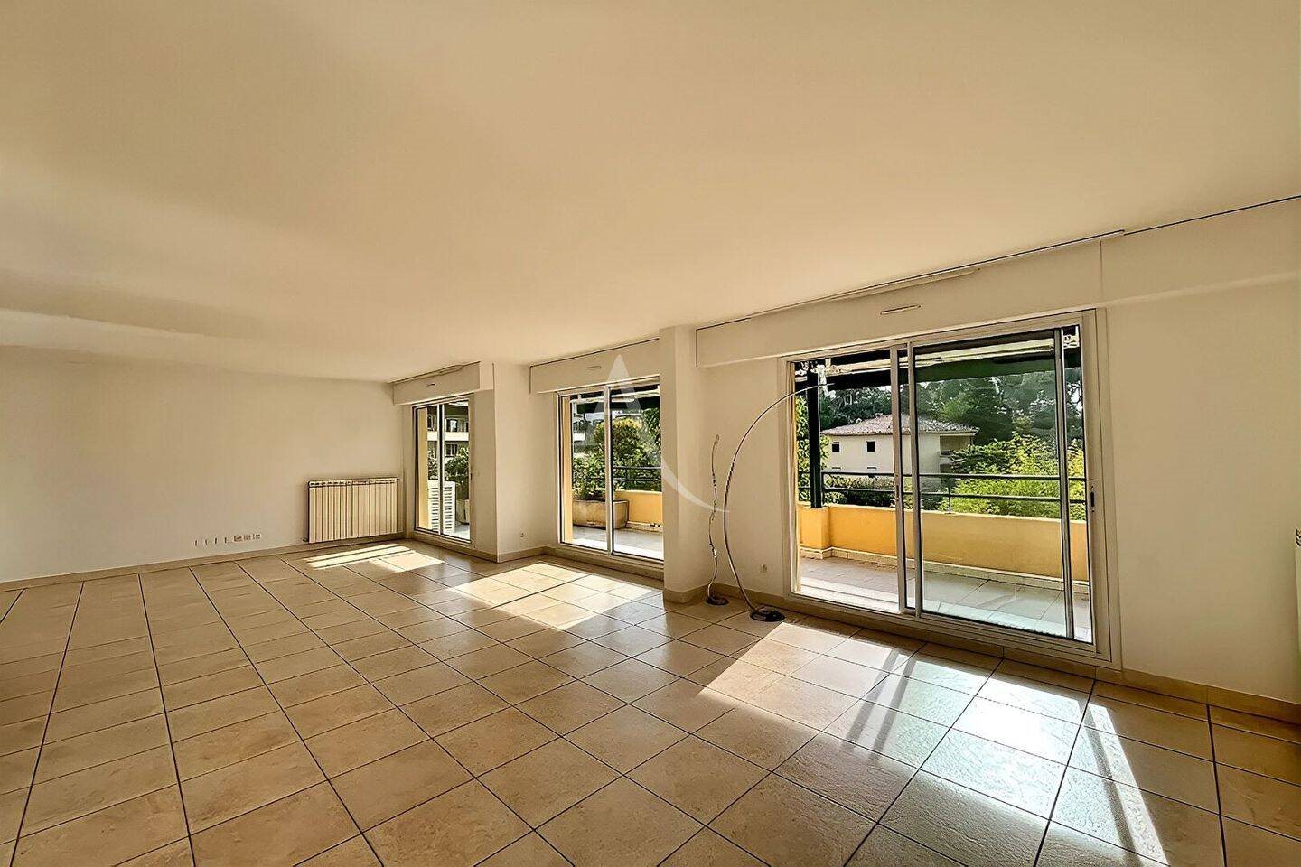 Appartement à louer, 124m², Nîmes
