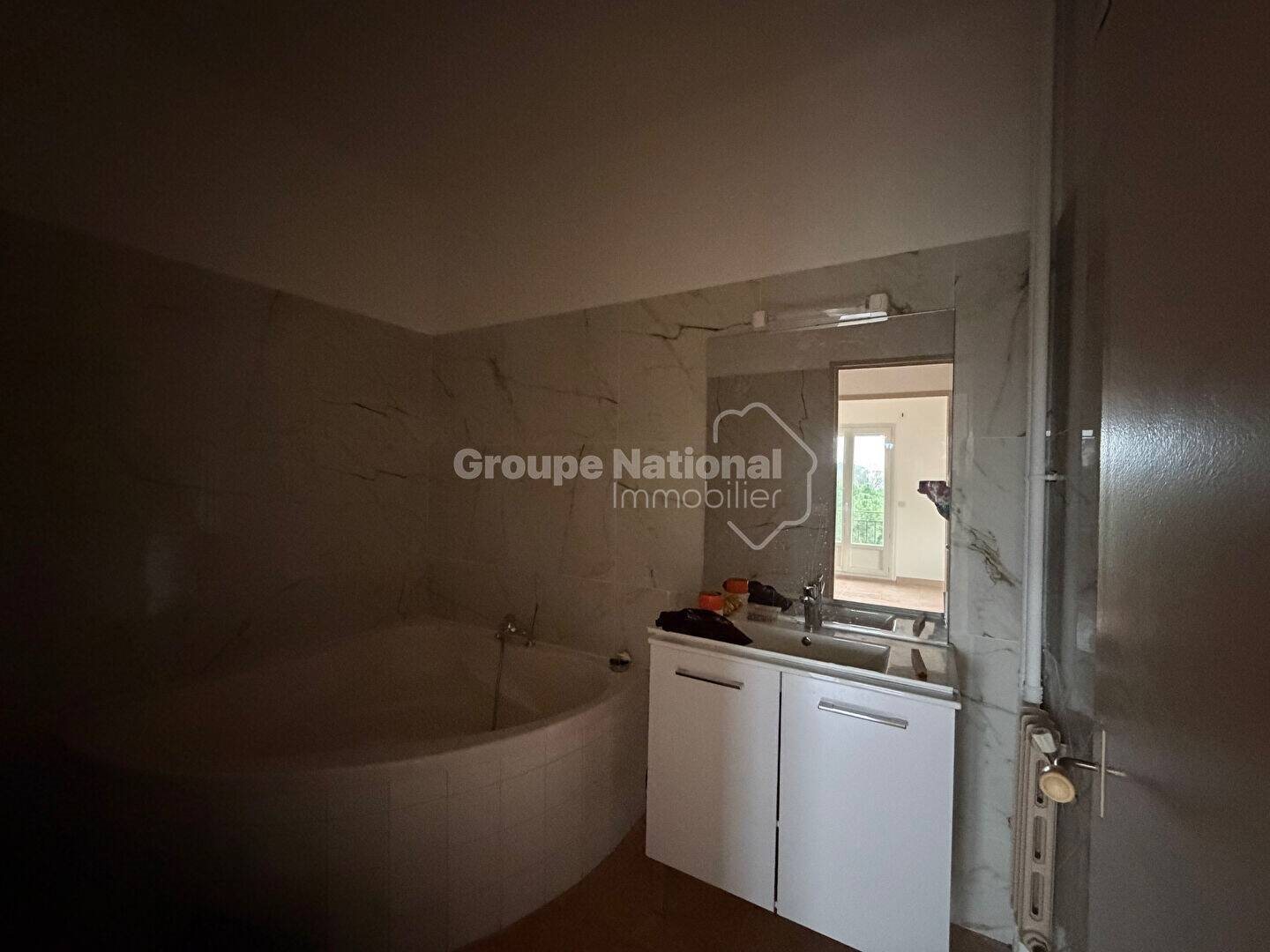 Appartement à vendre, 63m², Nîmes