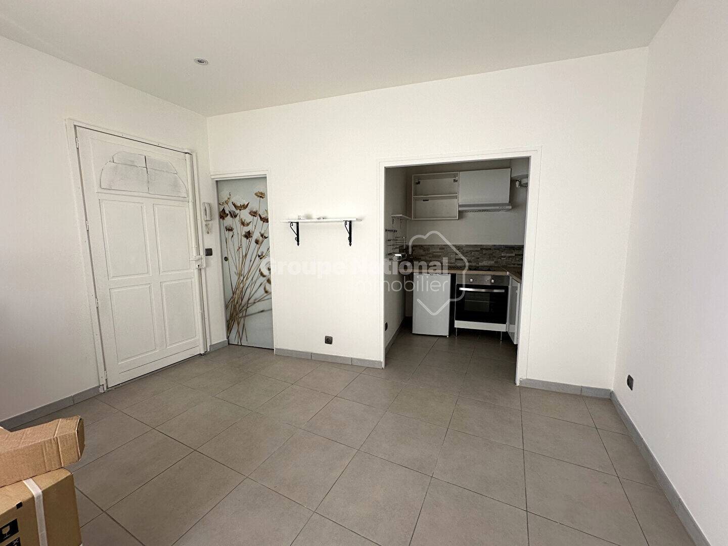 Appartement à louer, 18m², Nîmes